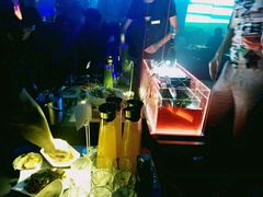 -SPACE(欢乐颂购物中心店)