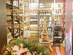 -塞纳河法国餐厅(意式风情街店)