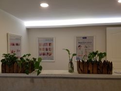 -蕾特恩祛痘•皮肤管理