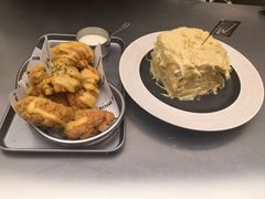 -W COLLECTIVE  DESSERT SHOP