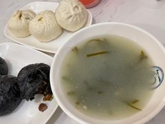 -李与白包子铺(桐梓林店)