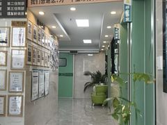 -半岛宠物医院24小时·内窥镜·牙科·碎石中心(府城大道店)