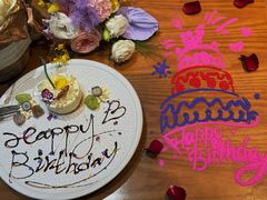 -Mark&Mars Restaurant