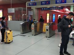 -北京大学东门(地铁站)