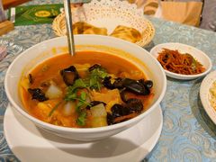 特色羊肉粉汤-巴扎美食·新疆菜·西域歌舞表演餐厅(新疆大厦店)