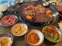 -黄潇洒老火锅(九眼桥宏济巷店)