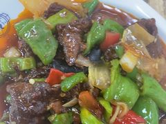 -歹歹的加个面过油肉拌面