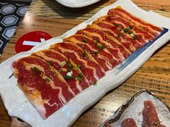 -汉城烤肉·黑金冠(华山路店)