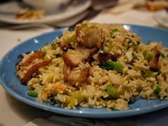 酸菜脆皮烧肉炒饭-港丽餐厅(高德置地店)