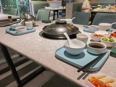 大堂-百年果林椰子鸡(益田假日里店)
