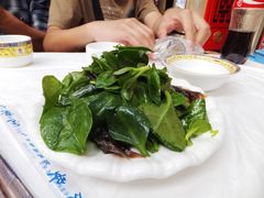 很奇怪的菜忘记名字了……-石头门坎