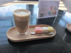 -亚龙湾喜来登·美景台大堂吧