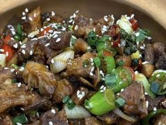 -老街烧烤大排档·地道湖北菜·龙虾馆(汉口火车站店)