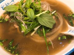 -美奈小馆·越南料理(中航城君尚购物中心店)