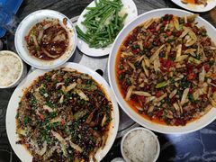 子姜兔-江湖黑大兔(杨家坪店)