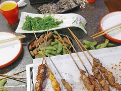 -路边边地标烧烤·川菜·小龙虾·音乐酒馆(良乡长虹店)