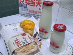 -红星前进面包牛奶公司(畅春园店)