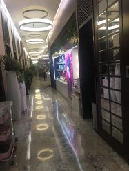 -AKOZO Beauty Salon