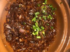 -有红鸡毛店·川菜(建设路店)