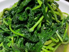 -黄泥岗·地道湖北菜(奥特莱斯店)