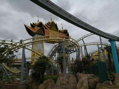 -七彩云南欢乐世界