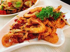 -覃记海鲜美食餐厅