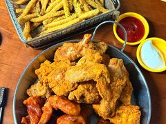 -BHC炸鸡(明洞总店)