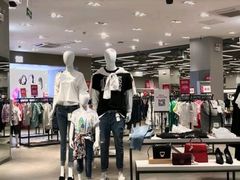 -唯品会(北京国瑞城店)