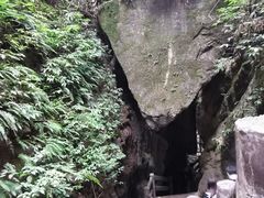 -龙水峡地缝景区