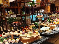 自助取餐区-盛宴标帜西餐厅龙虾.鲍鱼•牛排(重庆喜来登大酒店)