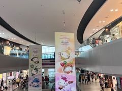 -东荟城名店仓