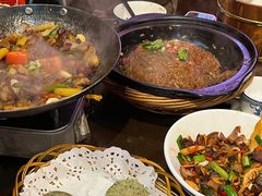 -富正毅三下锅·湘西韵味(天门山索道店)
