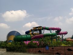 -泸州欢乐派海滩公园