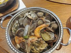 -赶海部落海鲜城(海阳路店)