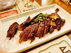 -爱啤精酿·民谣酒馆(滨江店)