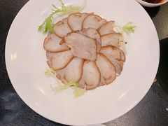 -河畔春天时尚餐厅