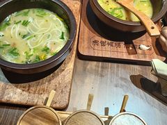 -良米山·云南野生菌过桥米线(上海首店)