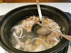 -东椰·海南椰子鸡火锅(朝阳门店)