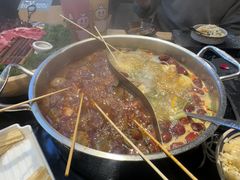 -鹿鸣山草本茶香火锅(园西路店)