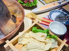 -东镇老火锅(长春路首店)