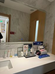 -臻悦医疗美容整形门诊部