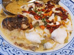 至潮酸菜鲈鱼-至潮餐厅精致粤菜·活鲈鱼·走地鸡(珠江新城店)