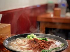 -丽虹云南过桥米线(兴工街店)