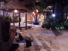 -泉城欧乐堡戏水湾艺术养生温泉