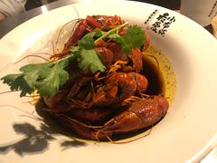 -龙巢盱眙龙虾·牛蛙·烧烤宵夜(八卦岭店)
