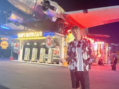 -席娜卡琳火车铁道夜市