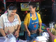 -芒果糯米饭摊子