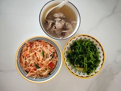 -悦芽照护月嫂+育儿嫂(杭州店)