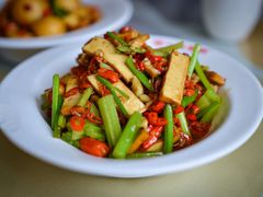 -独一佳老胡湘菜馆(矿山路店)