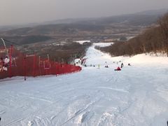 -庙香山滑雪场